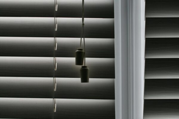 Aluminum Venetian Blinds - Image 3